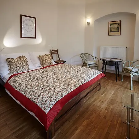 Apartamento Queen Bee *