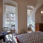 Queen Bee Apartamento